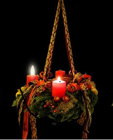 Adventskranz, 2 Kerzen